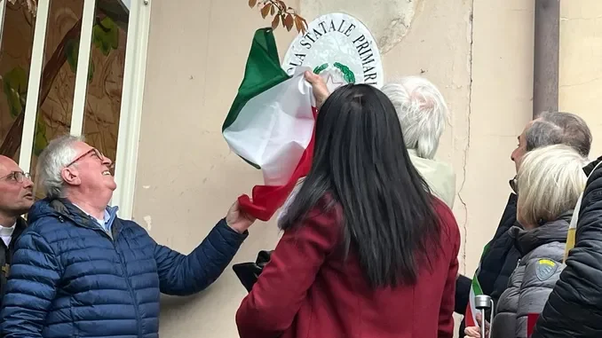 Scuola della Riva a Bra: la dedica a don Livio Greppi è ufficiale