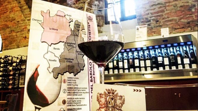 Degustazioni di Barolo e Langhe Nebbiolo nelle aperture straordinarie dell’Enoteca del Barolo