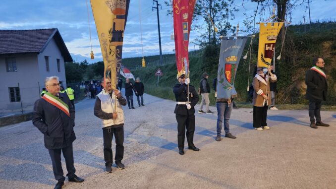 25 aprile: la fiaccolata di Treiso (FOTO e VIDEO)