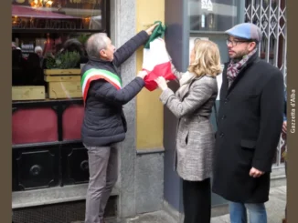 Una targa indica la casa natale di Gina Lagorio, oggi la cerimonia a Bra