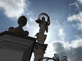 Bra: mese di maggio, mese Mariano