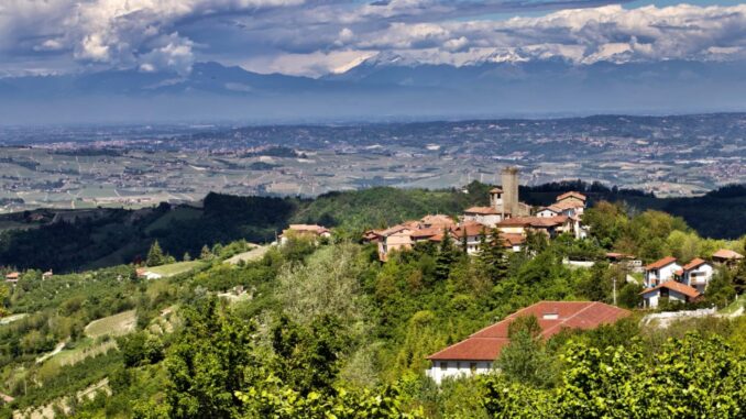 Meraviglie di primavera sul sentiero delle due valli
