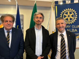 Incontro con Cristian Bonomi, genealogista alla ricerca degli antenati alla conviviale del Rotary di Alba
