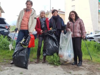 Dipendenti del Banco Azzoaglio raccolgono 700 chili di rifiuti dopo l’orario di lavoro