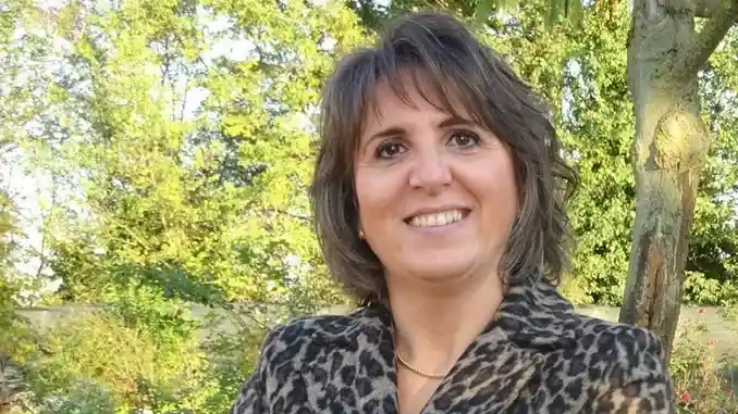 Bra, al Caffè letterario si parla di sostenibilità ambientale con Cinzia Scaffidi