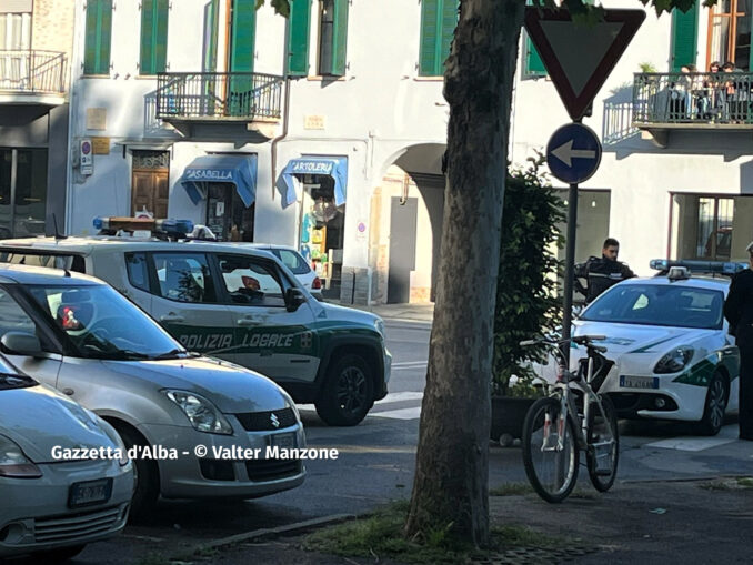 Polizia di Stato in collabrazione con la polizia locale per un