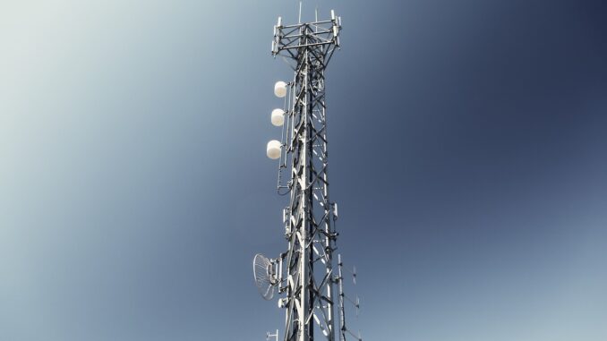 L'antenna a San Rocco Seno d'Elvio