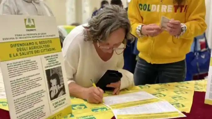 coldiretti firme Prosegue la campagna di Coldiretti p