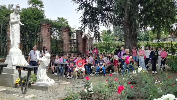 Decina di ragazzi da Lombriasco alla Madonna dei fiori di Bra