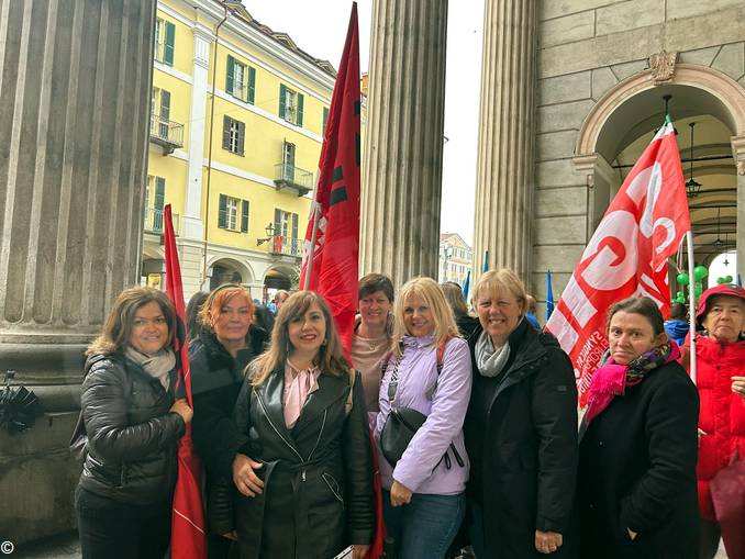 Primo maggio di protesta a Cuneo per le dipendenti di Giordano vini 1