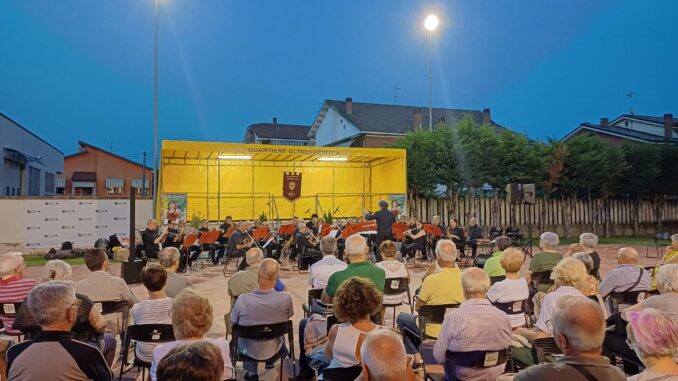 20240628_214409 La festa campestre Oltreferrovia si rivela nuovamente un successo