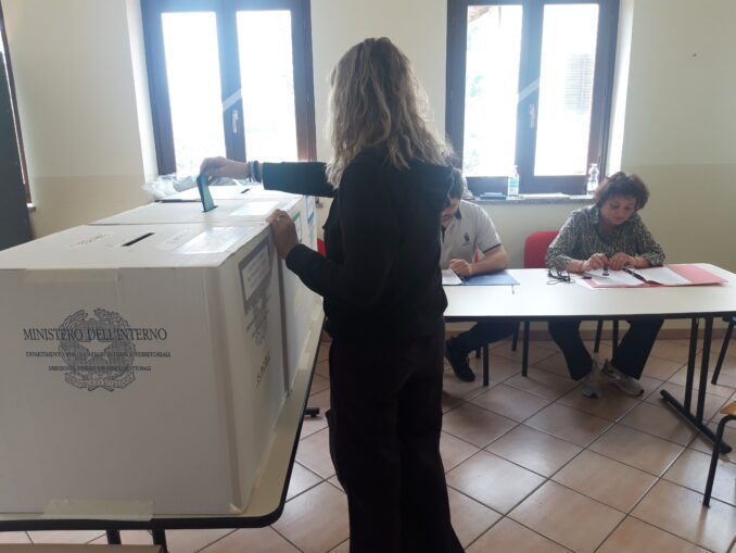 (IN DIRETTA) Tutto ora per ora sull'andamento delle elezioni 19