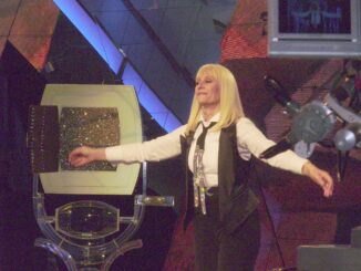 Collisioni, una serata al castello di Barolo dedicata a Raffaella Carrà e alla femminilità
