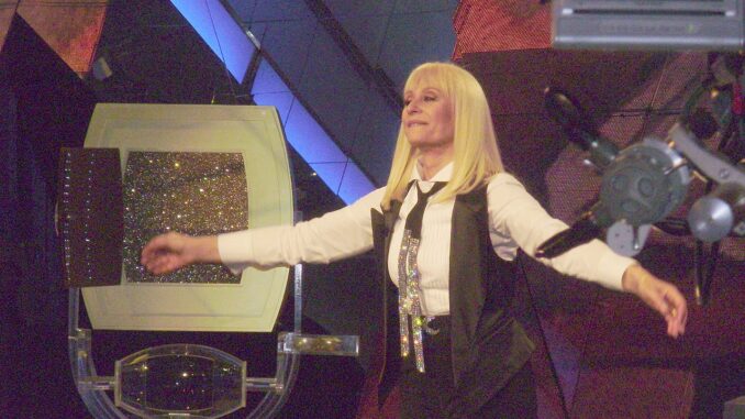 Raffaella Carrà Collisioni, una serata al castello di Barolo dedicata a Raffaella Carrà e alla femminilità