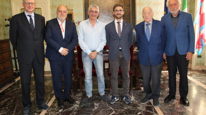 Il NEO sindaco di Alba Alberto Gatto ha incontrato gli ex sindaci della città