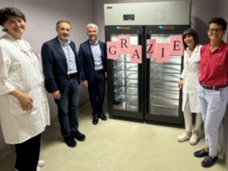 Frigo emoteca per il reparto di oncologia del “Cardinal Massaia” di Asti donato da Johnson Electric 1