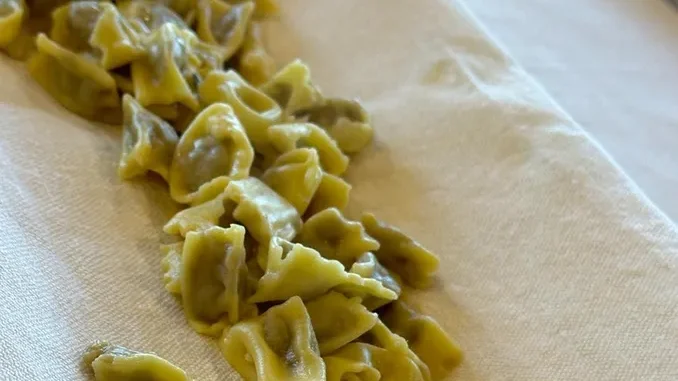 agnolotti tovagliolo Cessole Tutti pazzi per gli agnolotti. Anche il New York Times scopre il plin 1