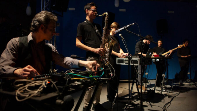 Rinviato a settembre il concerto "Crosscover" in programma domani a Cuneo al festival "Modulazioni"