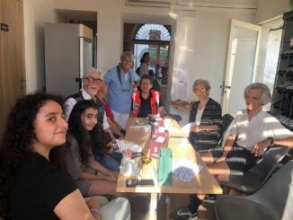 Confetti color oro a Castagnole delle Lanze