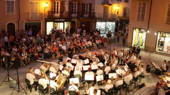 Doi Pass per Mondovì, dal 3 al 24 luglio shopping, musica, arte e cultura