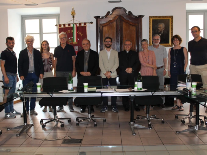 La Giunta Gatto incontra monsignor Brunetti, vescovo di Alba 1
