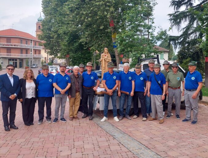 La statua della Madonna di Dachau che scioglie l’odio, ha fatto ingresso a Ceresole d'Alba