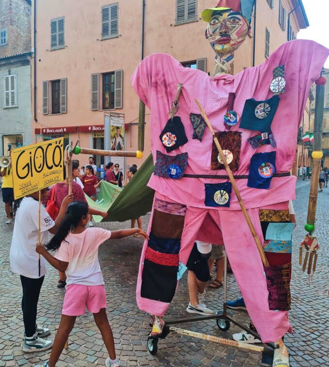 (NON PUBBLICARE) Crepa parla di una città per bambini e ragazzi 5
