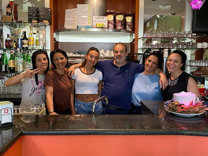 La storia del caffè Giolitti di Bra, dal vecchio peso a locale di successo