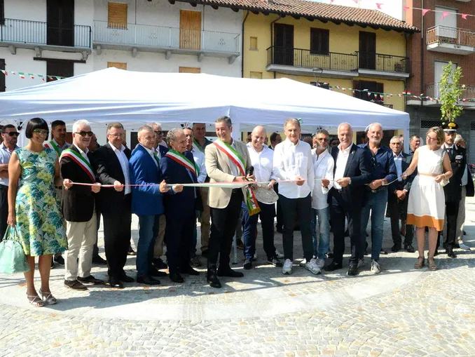 Per la Fiera del pesco di Canale tanta musica e Notte rosa 1