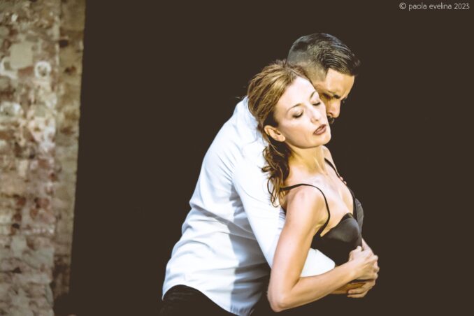 Una storia d’amore a ritmo di tango sul palcoscenico dell’arena Guido Sacerdote di Alba 1