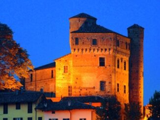 Ad ammirar le stelle sul sentiero del belvedere