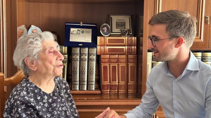 Alba: il sindaco Alberto Gatto ha festeggiato i 101 anni di Maria Assunta Raso