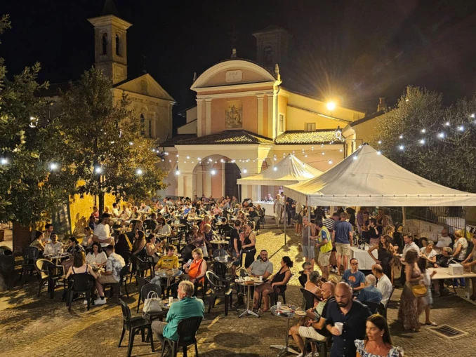 Feste d'estate / Si brinda al castello di Barolo guardando le stelle cadenti 3
