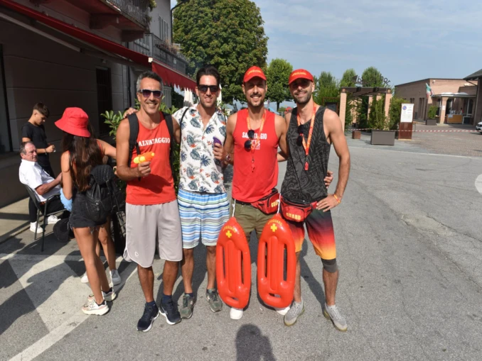 Partita la Mangialonga a La Morra. Le foto 3