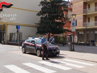 Canelli: i Carabinieri identificano gli autori di una rissa scoppiata in Via Filippetti e continuata nel centro storico della cittadina i primi di agosto.