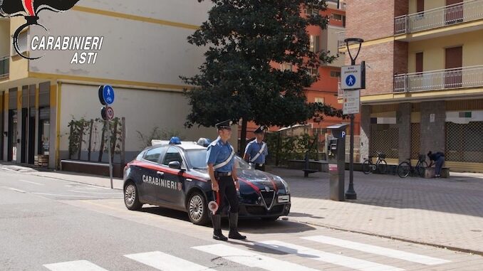 Carabinieri di Canelli Canelli: i Carabinieri identificano gli autori di una rissa scoppiata in Via Filippetti e continuata nel centro storico della cittadina i primi di agosto.