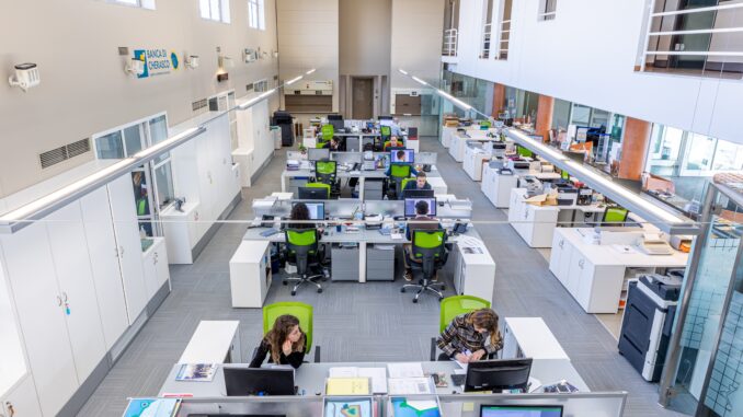 Un giorno di lavoro alla Banca di Cherasco andrà alle Onlus del territorio