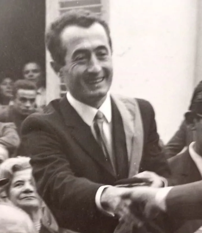 L'addio di Piana Biglini a Baldino Viberti che per molti anni ha gestito il ristorante Croce bianca 1