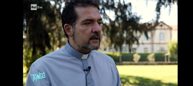 Minacce, sfruttamento, mancanza di dignità: le Langhe del caporalato su Rai Due (FOTO E VIDEO) 2
