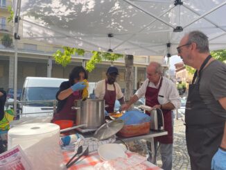 In piazza Pertinace tornano le osterie al Mercato della terra e in via Zara iniziano i corsi di cucito 2