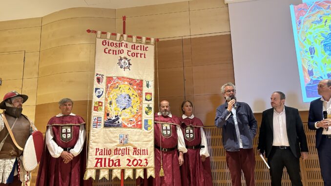 È tempo di Fiera: domani si presenta il drappo dedicato a Pinot Gallizio