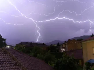 Maltempo in arrivo: ad Alba, Bra, Langhe e Roero l'allerta sarà gialla, in alcune zone del Piemonte si arriva al livello arancione