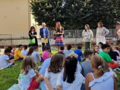 Inizia la scuola. Il sindaco di Bra Gianni Fogliato incontra le prime elementari 1