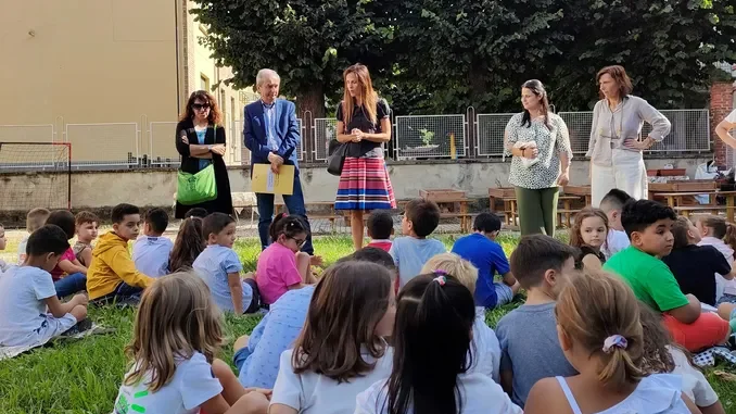 Inizia la scuola. Il sindaco di Bra Gianni Fogliato incontra le prime elementari 1