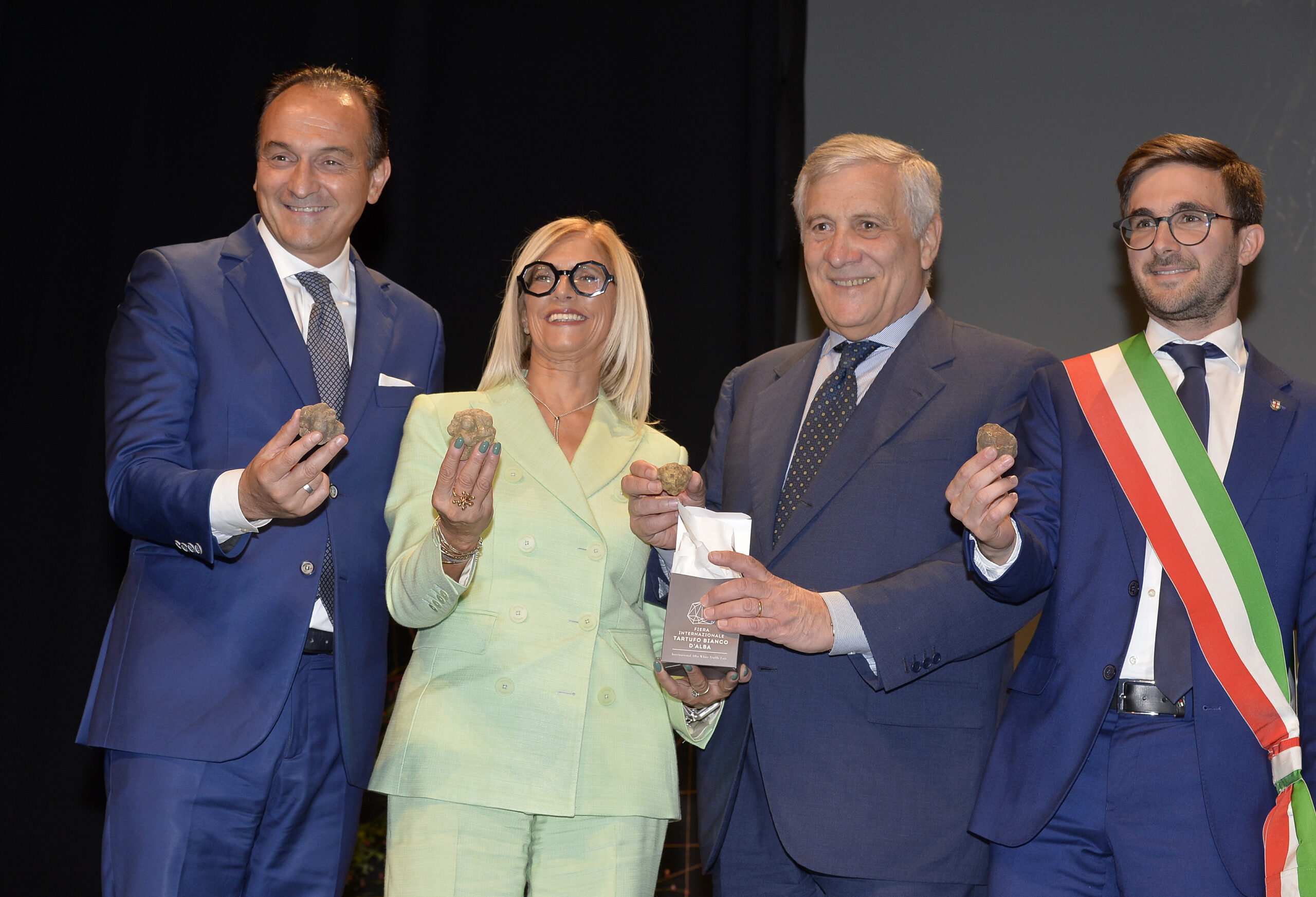 Tajani: «Questo Governo finirà il mandato»