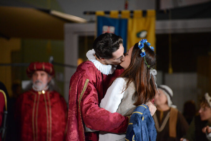 Fiera / Stasera la notte del Podestà e della rievocazione (SCOPRI GLI EPISODI DEI BORGHI) 1