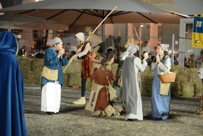Fiera / Stasera la notte del Podestà e della rievocazione (SCOPRI GLI EPISODI DEI BORGHI) 5