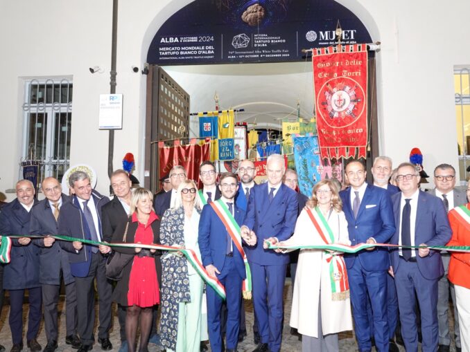 La 94ª edizione della Fiera internazionale del Tartufo banco d’Alba inaugurata dal vicepremier e ministro degli Esteri Antonio Tajani 2
