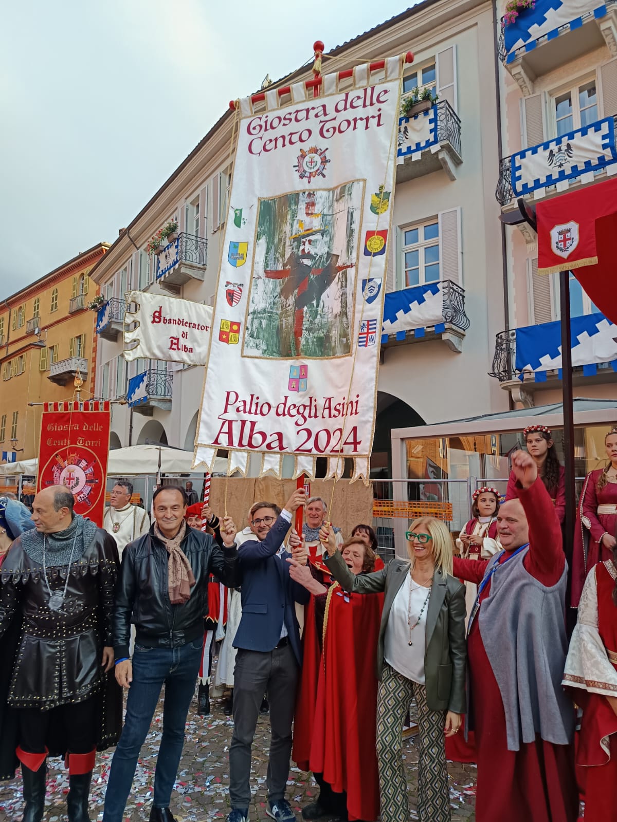 Oggi si corre il Palio: vince Santa Rosalia, è il suo quinto drappo 2