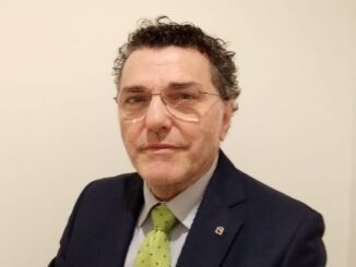 Da sette generazioni barbieri, Enrico Frea ha ricevuto il prezioso Sigillo d’oro